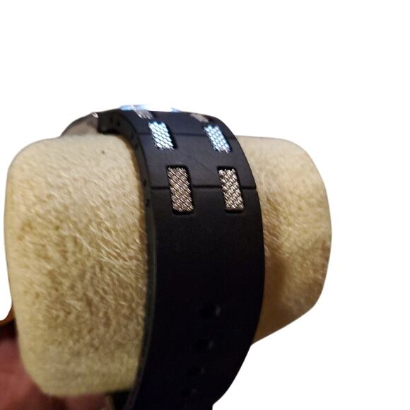 Mickey Mouse - Picture 3 of 5